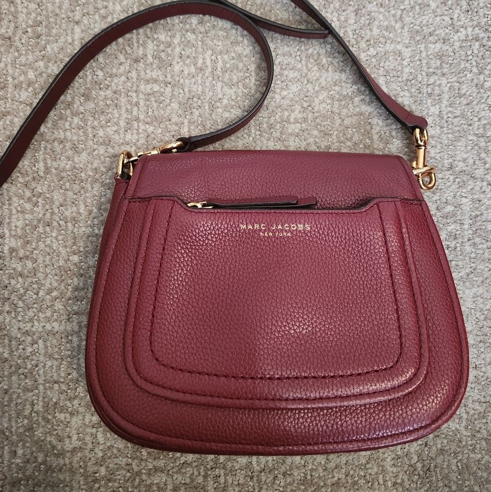Marc Jacobs empire messenger crossbody bag small burgundy/oxblood